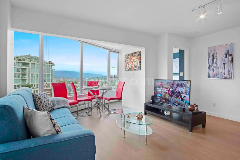 200408112404_Photo Keefer 5.png